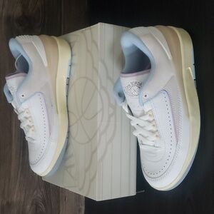 New Nike Air Jordan Retro Womens Sneakers Size 8 White Casual Streetwear Leather